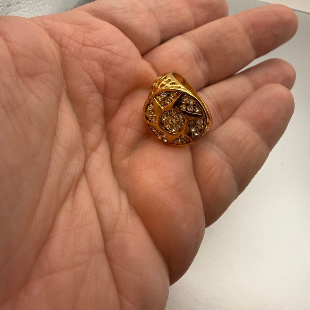 Bold Gold Tone Rhinestone Starburst Signet Ring Size 12 | Vintage Patina Stateme - Picture 4 of 11